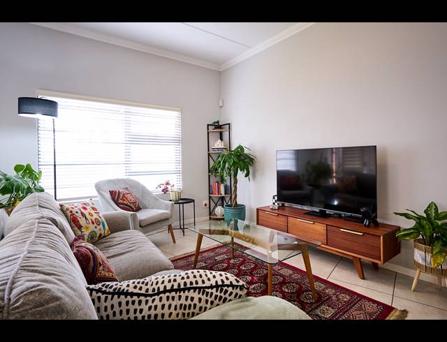 3 BEDROOM TOWNHOUSE FOR SALE IN PAULSHOF